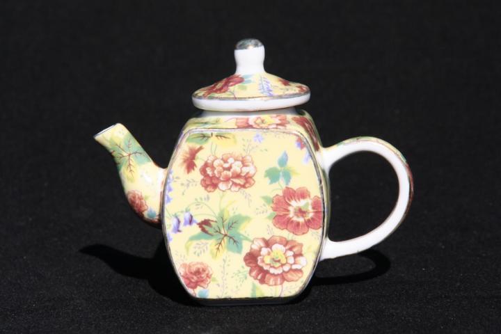 Cottage life T/pot Oval